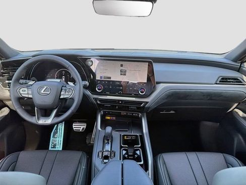 New 2026 Lexus TX 500h AWD image 17