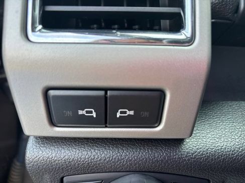 Used 2018 Ford F250 Lariat w/ Lariat Ultimate Package AWD/4WD image 52