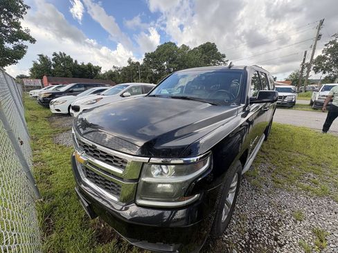 Used 2016 Chevrolet Suburban LS AWD/4WD image 7