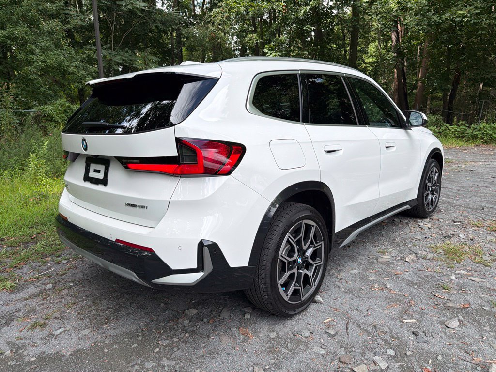 Used 2026 BMW X1 xDrive28i w/ Convenience Package AWD/4WD image 3