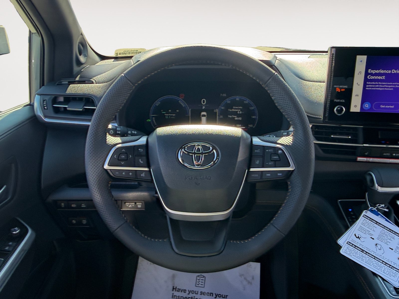 New 2026 Toyota Sienna XLE Woodland Edition AWD/4WD image 12