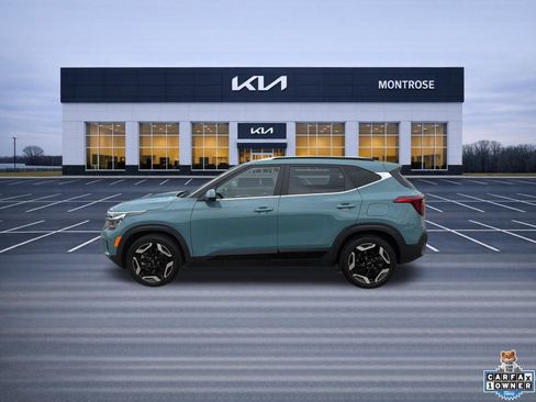 Certified 2024 Kia Seltos SX w/ SX Sunroof Package AWD/4WD image 7
