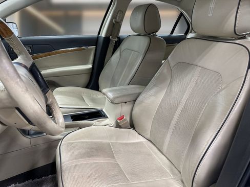 Used 2012 Lincoln MKZ FWD image 8
