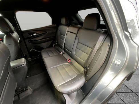 Used 2024 Chevrolet TrailBlazer RS AWD/4WD image 25