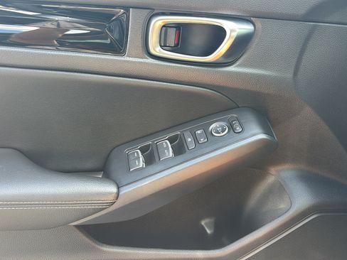 Certified 2024 Honda Civic EX-L image 23