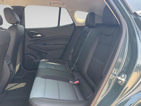 New 2026 Chevrolet Trax LT w/ LT Convenience Package FWD image 11