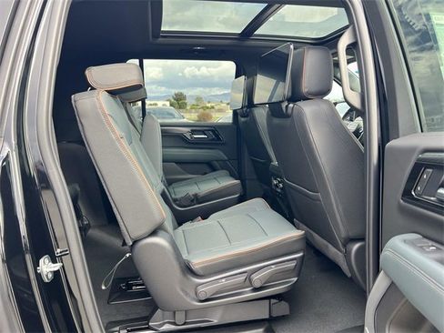 New 2026 GMC Yukon XL AT4 w/ AT4 Premium Plus Package image 33