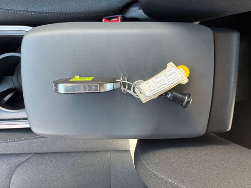 Used 2025 Kia K4 LXS image 21