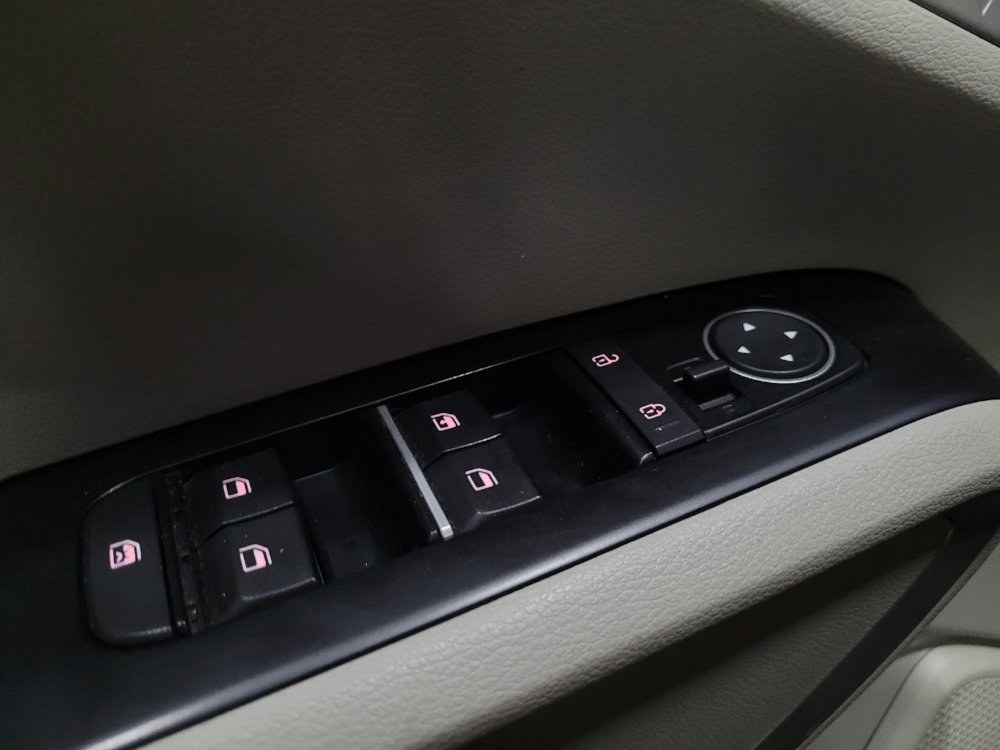 Used 2020 Kia Soul LX FWD image 27