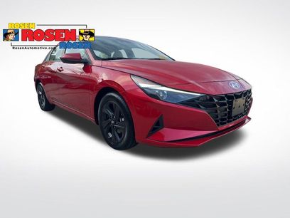 Used 2023 Hyundai Elantra SEL w/ Cargo Package