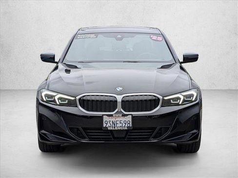 Used 2025 BMW 330i Sedan w/ M Sport Package RWD image 2