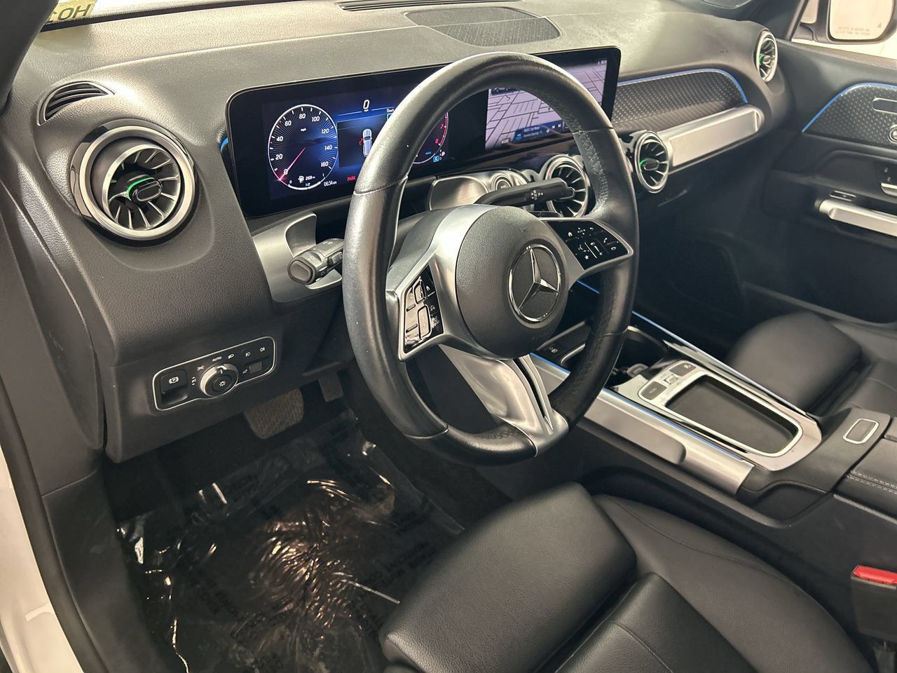 Used 2025 Mercedes-Benz GLB 250 image 13