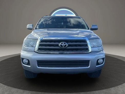 Used 2014 Toyota Sequoia SR5 image 20