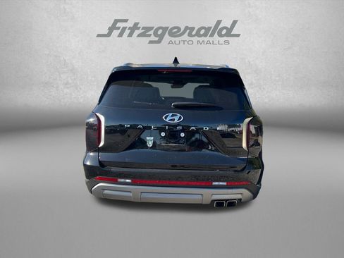 Used 2024 Hyundai Palisade Limited FWD image 4
