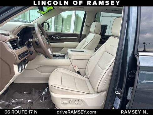 Used 2021 GMC Yukon Denali w/ Denali Ultimate Package AWD/4WD image 11