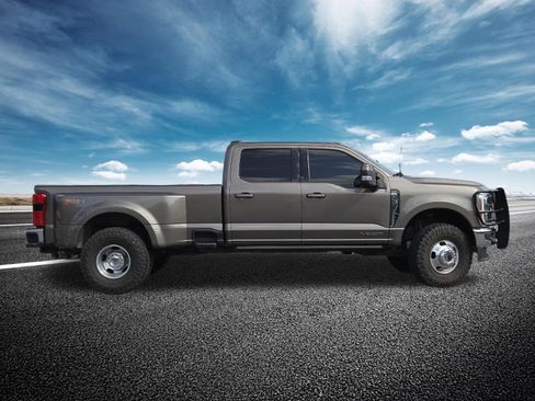 Used 2023 Ford F350 Lariat w/ Lariat Ultimate Package image 25