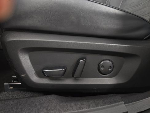 Used 2025 Mitsubishi Outlander SE AWD/4WD image 33