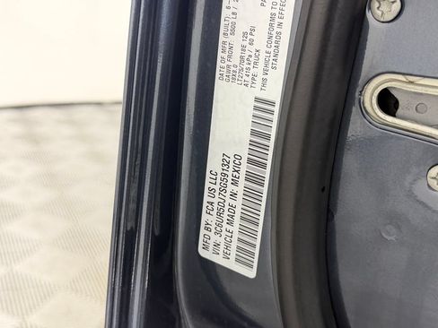 Used 2025 RAM 2500 Big Horn AWD/4WD image 31