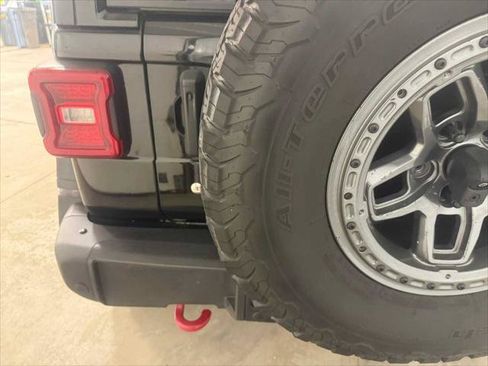 Certified 2019 Jeep Wrangler Unlimited Rubicon AWD/4WD image 17