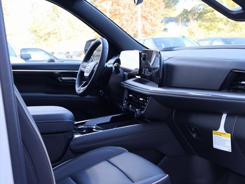 New 2025 Chevrolet Suburban Premier w/ Sun And Tow Package image 45