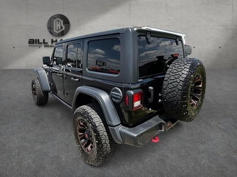 Used 2019 Jeep Wrangler Unlimited Rubicon w/ Cold Weather Group AWD/4WD image 8