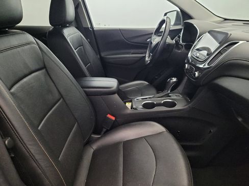 Used 2018 Chevrolet Equinox Premier w/ Infotainment II Package AWD/4WD image 21