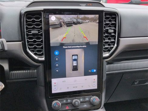 Used 2024 Ford Ranger XLT w/ Technology Package image 22