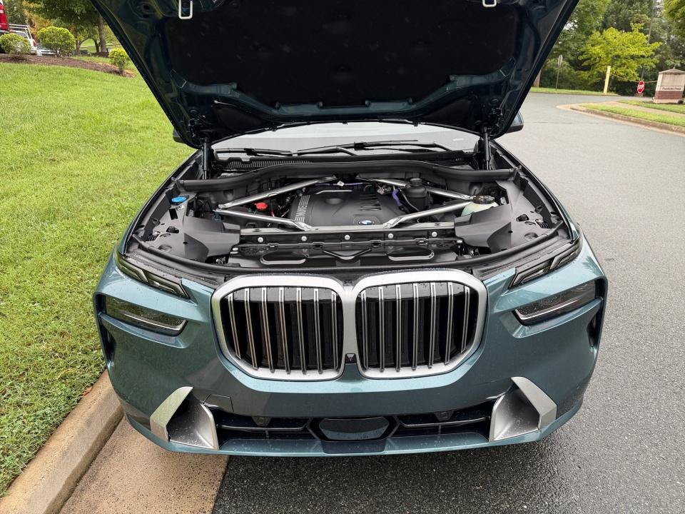 New 2027 BMW X7 xDrive40i AWD/4WD image 16