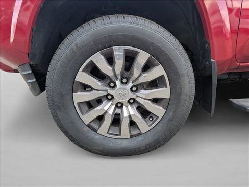 Used 2020 Toyota Tacoma Limited AWD/4WD image 24