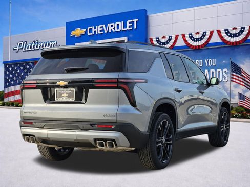 New 2026 Chevrolet Traverse LT w/ Driver Confidence Package FWD image 5