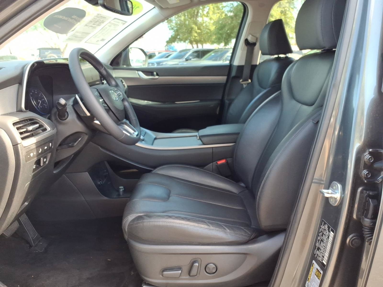 Certified 2022 Hyundai Palisade SEL w/ 8P Bench Seat Package FWD image 13