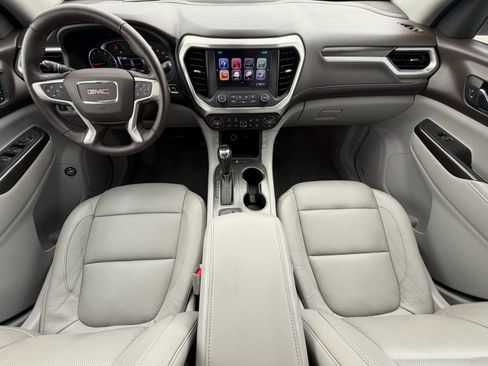 Used 2017 GMC Acadia SLT FWD image 10