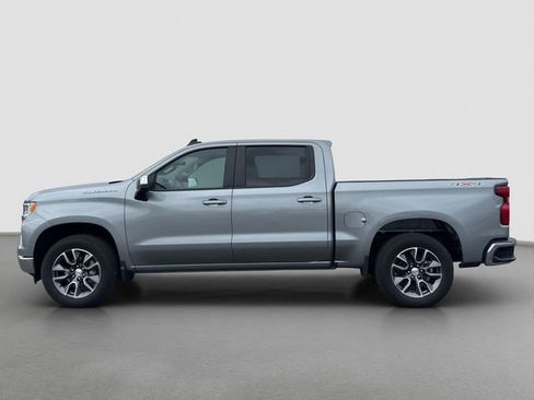 Used 2024 Chevrolet Silverado 1500 LT AWD/4WD image 3