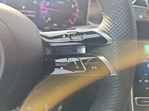 New 2026 Mercedes-Benz GLC 300 image 19