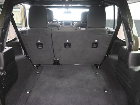 Used 2021 Jeep Wrangler Unlimited Sport image 10