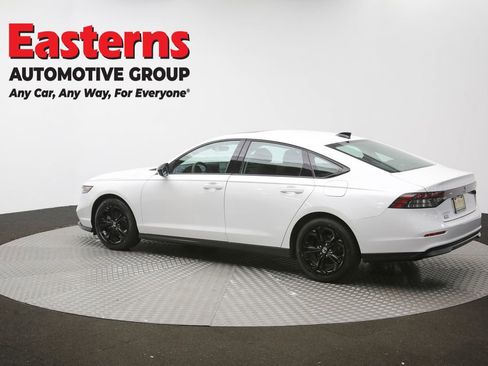 Used 2025 Honda Accord SE image 62