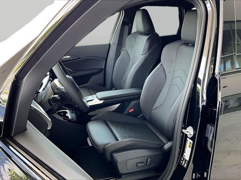 New 2026 BMW X1 xDrive28i w/ Technology Package AWD/4WD image 9