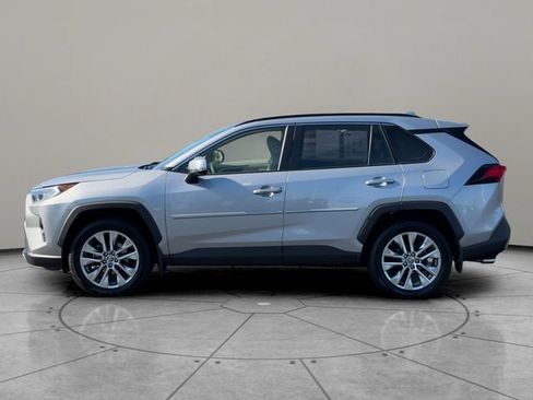 Certified 2019 Toyota RAV4 Limited AWD/4WD image 3