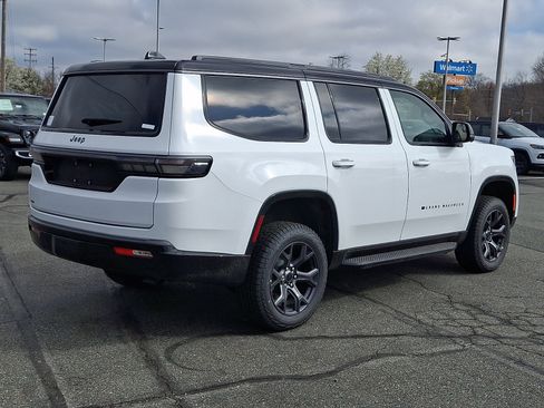 New 2026 Jeep Grand Wagoneer 4WD image 4