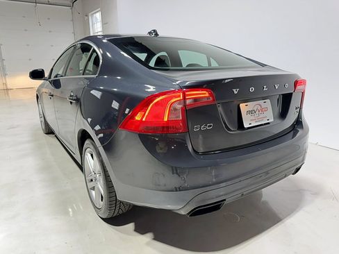 Used 2015 Volvo S60 T5 Premier image 3