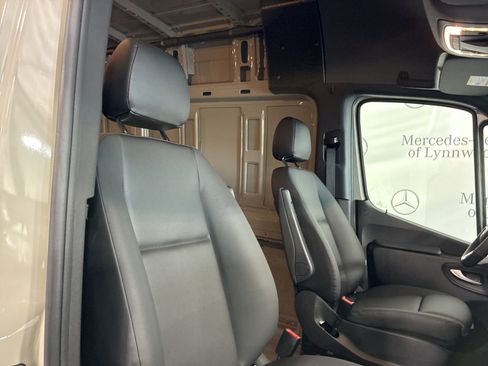 New 2025 Mercedes-Benz Sprinter 2500 image 20
