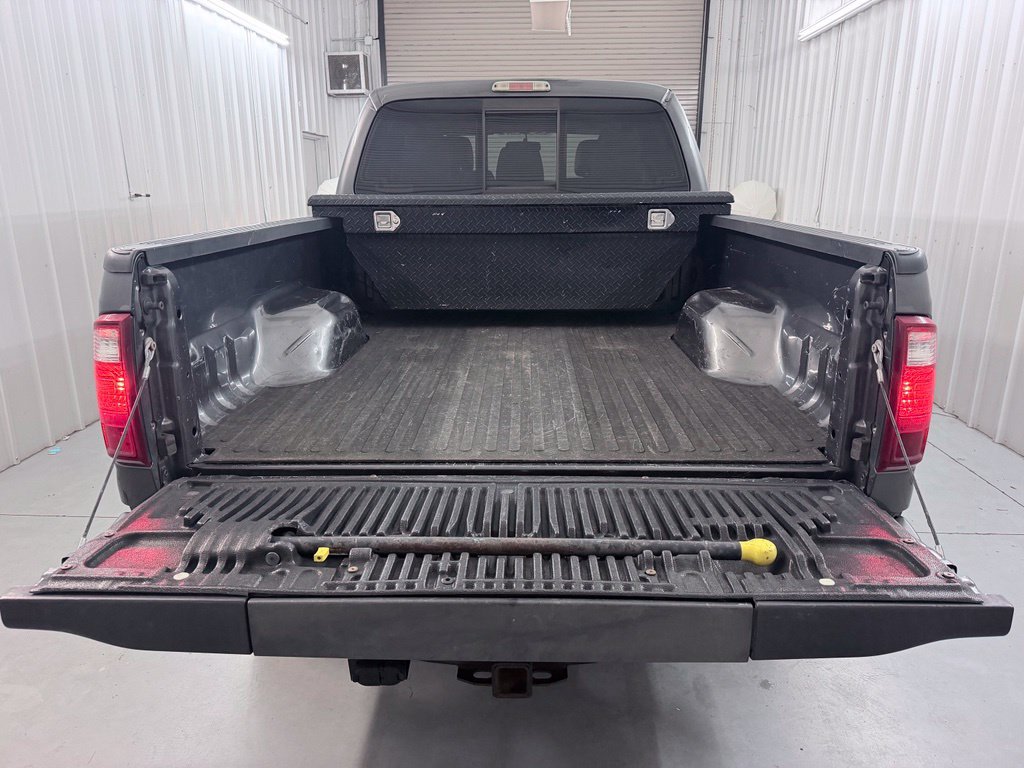 Used 2016 Ford F250 Lariat w/ Lariat Ultimate Package AWD/4WD image 35