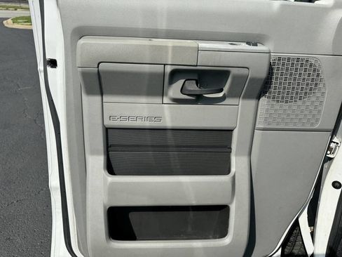 Used 2014 Ford E-150 and Econoline 150 w/ Commercial Cargo Van Package image 25