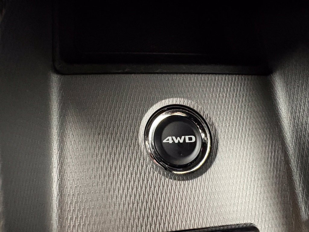 Used 2025 Mitsubishi Outlander Sport ES AWD/4WD image 18