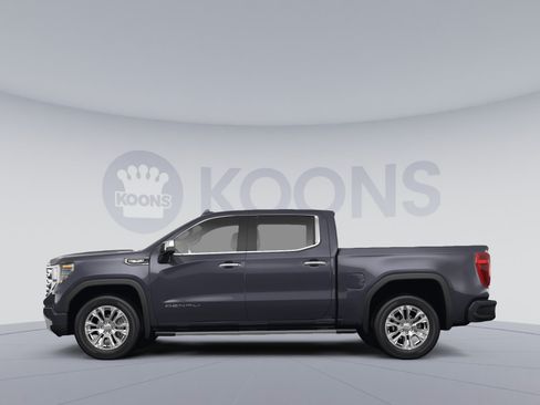 Used 2023 GMC Sierra 1500 Denali w/ Technology Package AWD/4WD image 2
