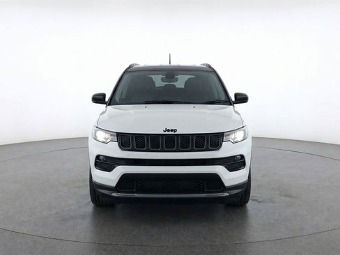 Used 2025 Jeep Compass Limited image 2