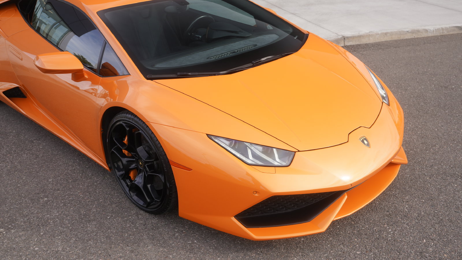 Used 2015 Lamborghini Huracan LP 610-4 AWD/4WD image 25