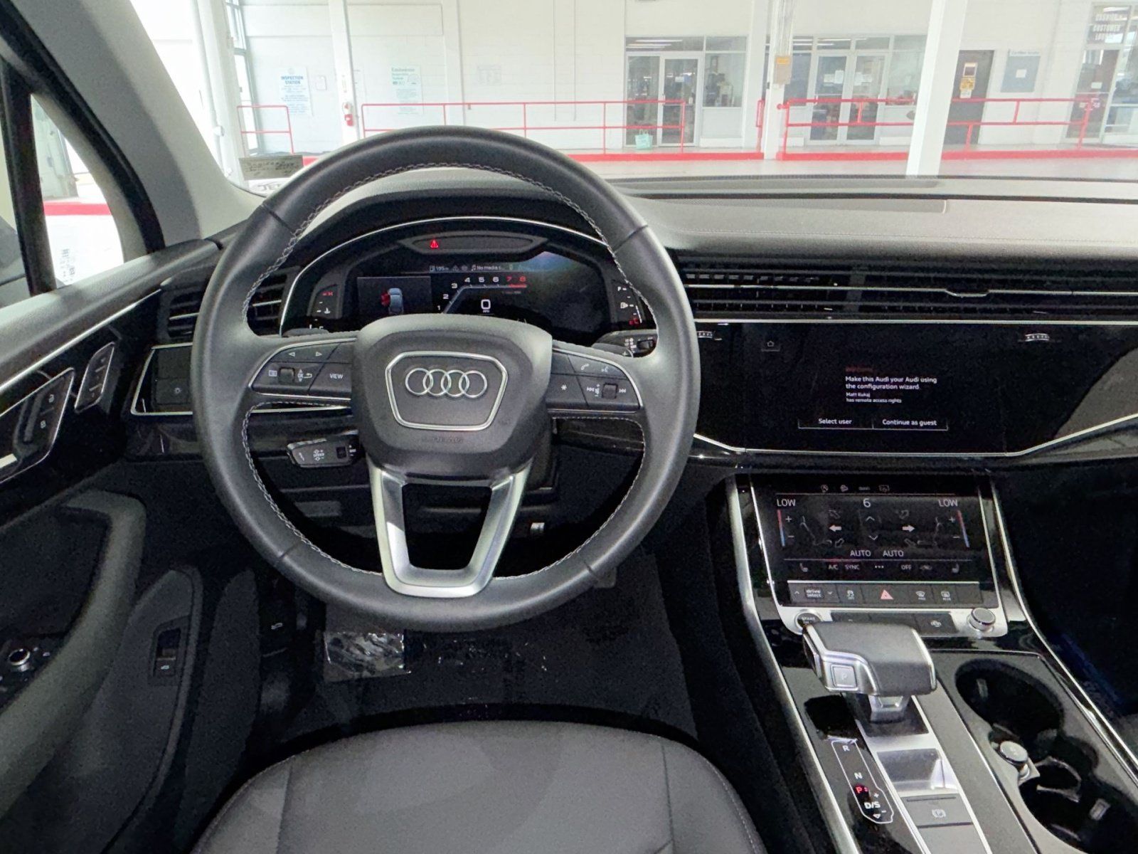 Used 2025 Audi Q7 2.0T Premium w/ Convenience Package AWD/4WD image 16