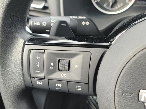 Certified 2023 Nissan Rogue SV image 21