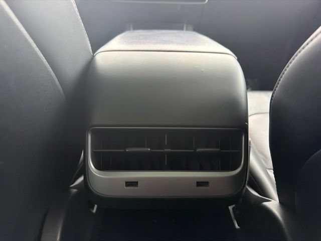 Used 2018 Tesla Model 3 Long Range RWD image 16